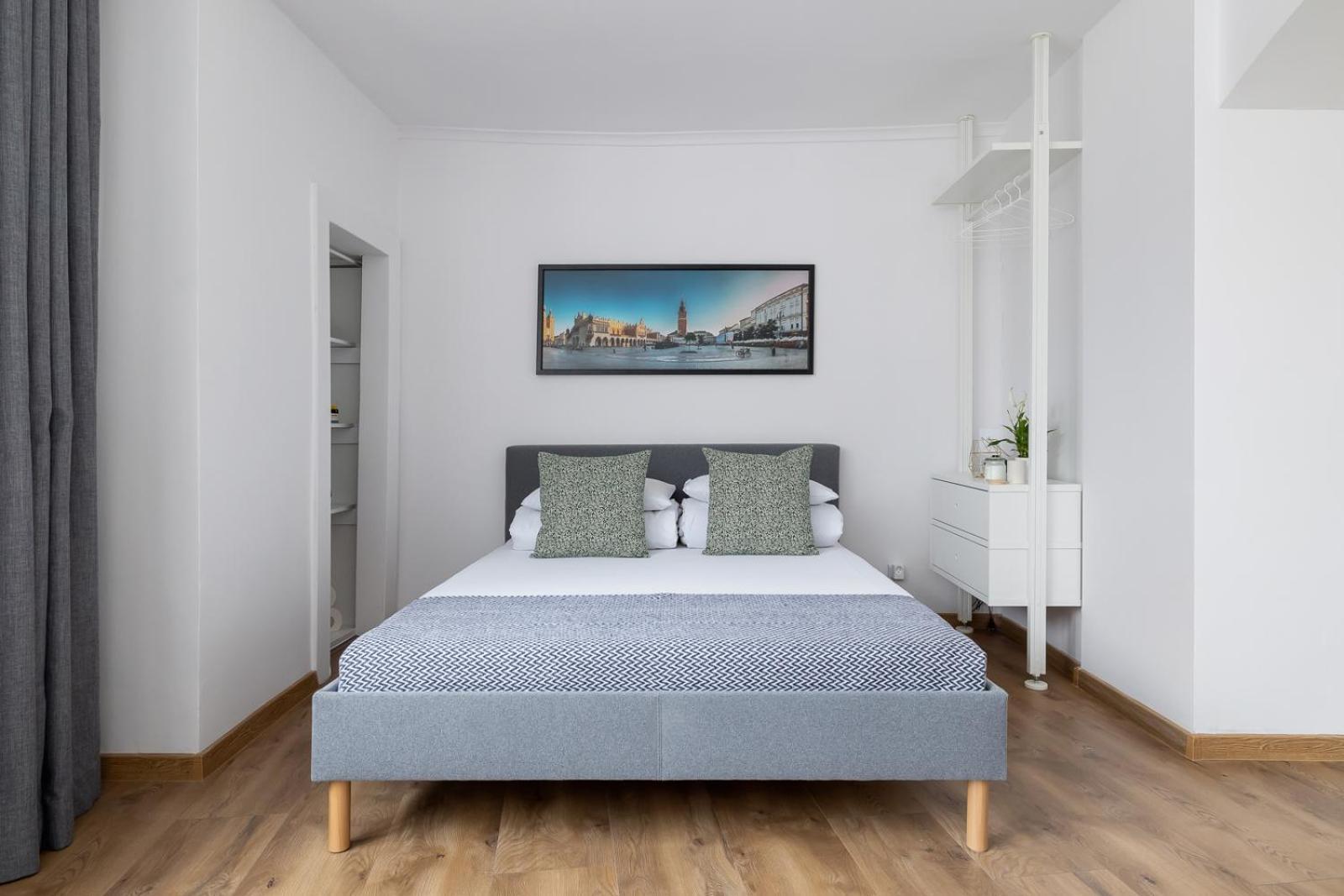 Zyblikiewicza 5- Studio Apartment- Old Town Краків Екстер'єр фото